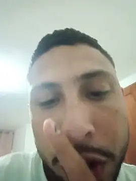 Snapshot of MAX_Jhonnson chatting on 17, 11, 2025 MAX Jhonnson online show from 17, 11, 2025