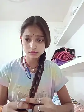 Snapshot of Mohnicute chatting on 20, 5, 2026 Mohnicute online show from 20, 5, 2026
