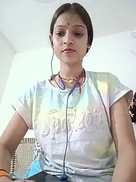 Snapshot of Mohnicute chatting on 17, 6, 2026 Mohnicute online show from 17, 6, 2026
