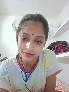 Snapshot of Mohnicute chatting on 2, 7, 2026 Mohnicute online show from 2, 7, 2026