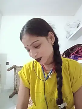 Snapshot of Mohnicute chatting on 5, 7, 2026 Mohnicute online show from 5, 7, 2026