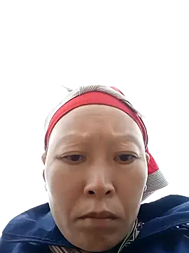 girl-hot2x online show from 25, 4, 2026