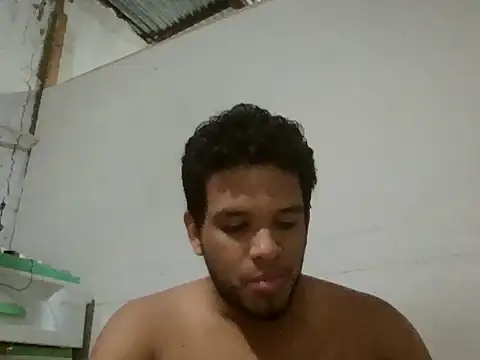 Snapshot of josecamsex27 chatting on 10, 2, 2026 josecamsex27 online show from 10, 2, 2026