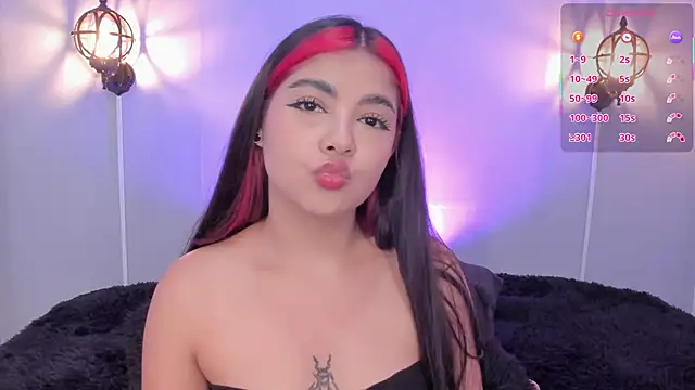 Snapshot of Stephany-roses- chatting on 20, 11, 2025 Stephany-roses- online show from 20, 11, 2025