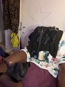 Snapshot of LeatherSdaddy chatting on 20, 12, 2025 LeatherSdaddy online show from 20, 12, 2025