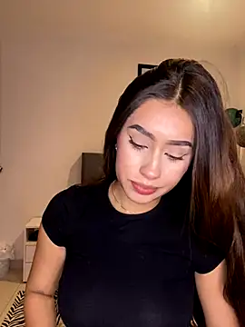 lauren clauz online show from 3, 12, 2025