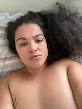 Snapshot of callmebaby2025 chatting on 11, 11, 2025 callmebaby2025 online show from 11, 11, 2025