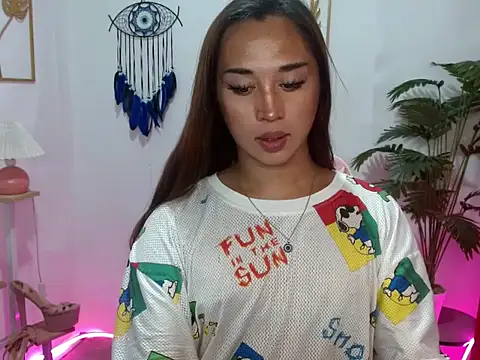 fuckable Thanya online show from 28, 4, 2026