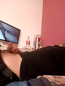 pareja4018 online show from 4, 6, 2026