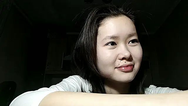 Snapshot of HuldaKye chatting on 25, 11, 2025 HuldaKye online show from 25, 11, 2025