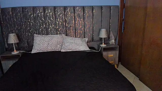 Atenea Velle online show from 22, 12, 2025