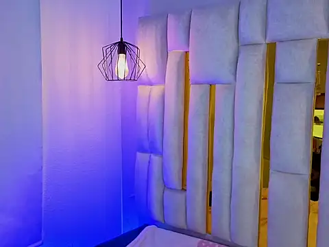 Brandy collinss online show from 29, 3, 2026