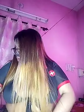 Bunnybush37 online show from 18, 2, 2026