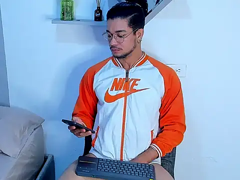 Nolan joness online show from 27, 5, 2026