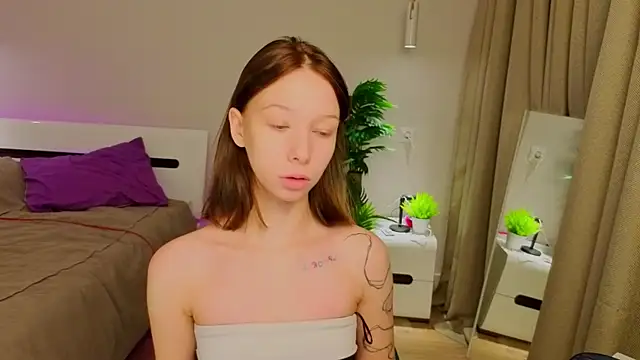 LilyPoetry  online show from 27, 11, 2025