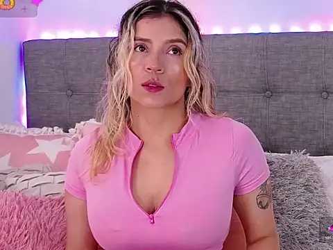 Antonella Lee online show from 7, 2, 2026