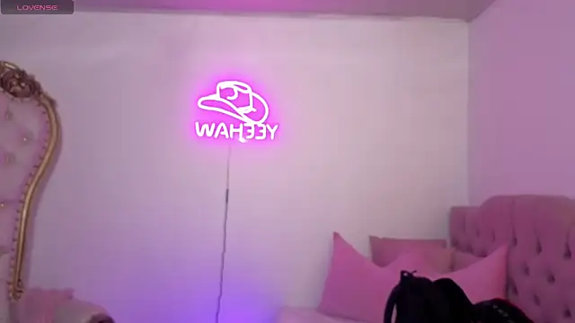 ISABELA TAY online show from 17, 7, 2026