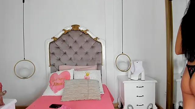 fallon grey online show from 13, 1, 2026