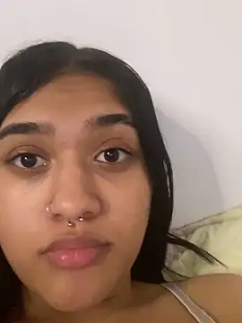 Snapshot of tiifkeev chatting on 12, 11, 2025 tiifkeev online show from 12, 11, 2025