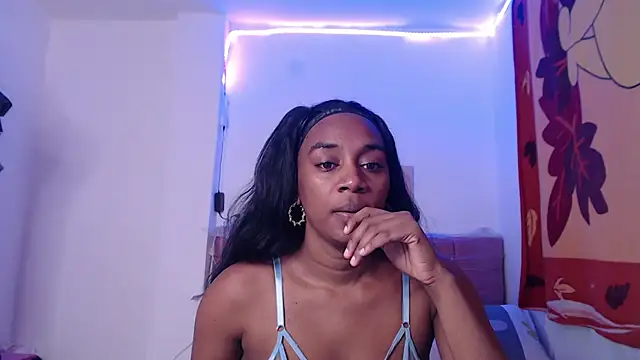 Snapshot of AishaOwens chatting on 9, 3, 2026 AishaOwens online show from 9, 3, 2026