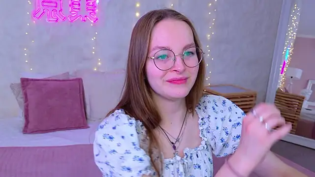 MadisonSmitt online show from 3, 2, 2026