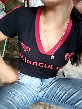 gugu0022 online show from 16, 4, 2026