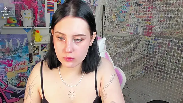 hey tessa online show from 25, 11, 2025