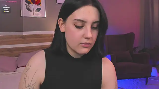 Snapshot of hey_tessa chatting on 12, 2, 2026 hey tessa online show from 12, 2, 2026