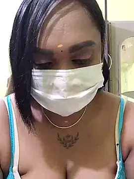 Snapshot of Dharshini98 chatting on 18, 1, 2026 Dharshini98 online show from 18, 1, 2026