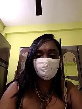 Snapshot of Dharshini98 chatting on 4, 2, 2026 Dharshini98 online show from 4, 2, 2026