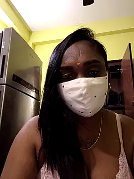 Snapshot of Dharshini98 chatting on 4, 2, 2026 Dharshini98 online show from 4, 2, 2026