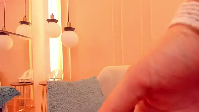 CarolinnaSaenz online show from 23, 3, 2026