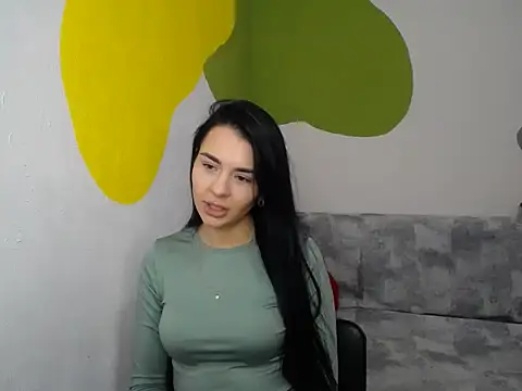 divina kira online show from 18, 12, 2025