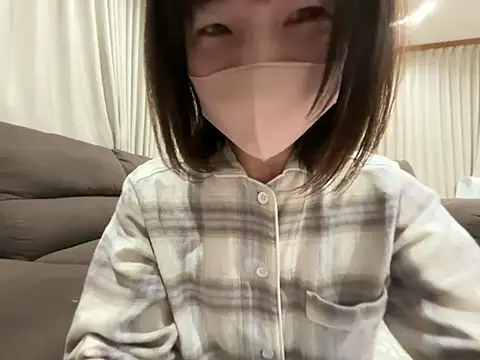 mayumichan13 online show from 4, 3, 2026