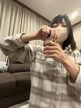 mayumichan13 online show from 5, 4, 2026