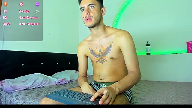 Snapshot of kaiborman00 chatting on 8, 1, 2026 kaiborman00 online show from 8, 1, 2026