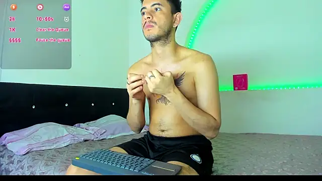 Snapshot of kaiborman00 chatting on 15, 1, 2026 kaiborman00 online show from 15, 1, 2026