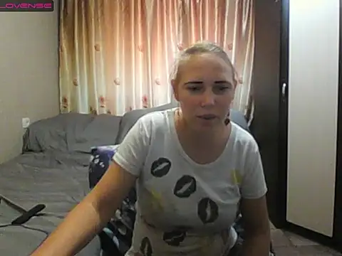 JenniDeep online show from 17, 7, 2026