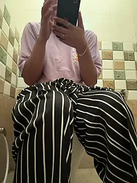 isha sharma2002 online show from 29, 3, 2026