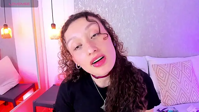 Martina 077 online show from 21, 4, 2026