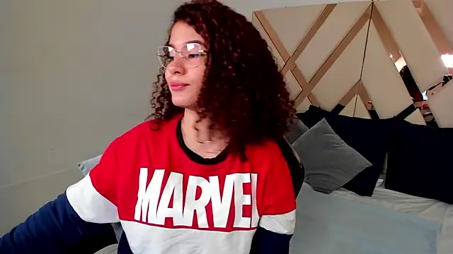 avrilwaynee online show from 18, 12, 2025