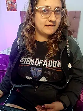 AnnieAtHome online show from 13, 11, 2025