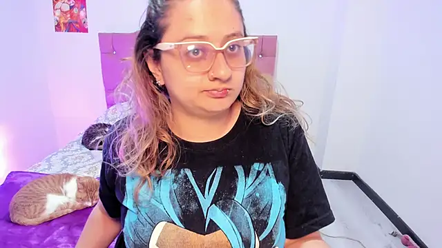 AnnieAtHome online show from 20, 11, 2025