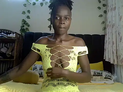 Toveyah  online show from 13, 11, 2025