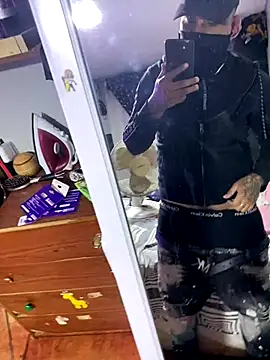 Matiascolageno online show from 4, 12, 2025