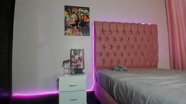 VanillaFlo online show from 24, 11, 2025