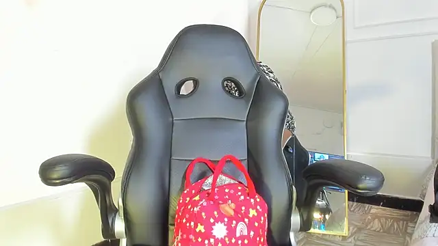 nicolvibes 212 online show from 11, 2, 2026