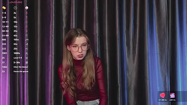 RochelCozzi online show from 8, 1, 2026