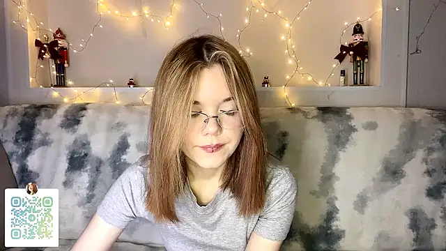 Snapshot of ZealousCulex chatting on 8, 2, 2026 ZealousCulex online show from 8, 2, 2026