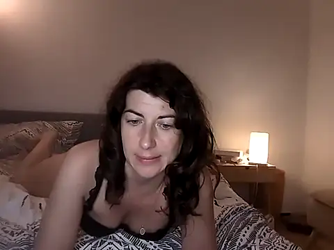 Snapshot of Jo_LieLive chatting on 19, 6, 2026 Jo LieLive online show from 19, 6, 2026